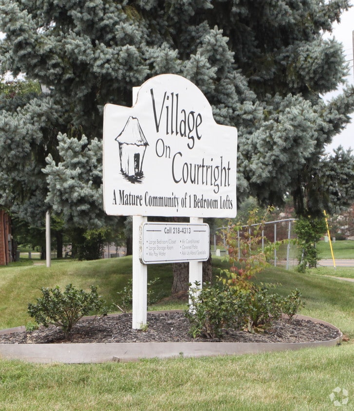 Building Photo - Village On Courtright
