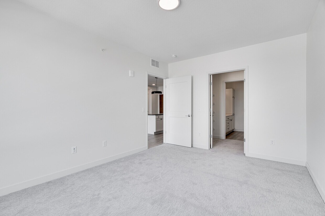 The Rowan Apartments 3903 Cedar Grove Pky Eagan, MN