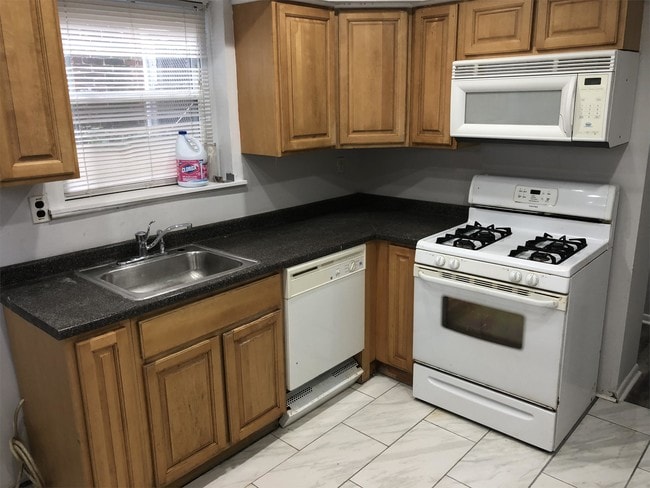 Photo - 138 E Rittenhouse St