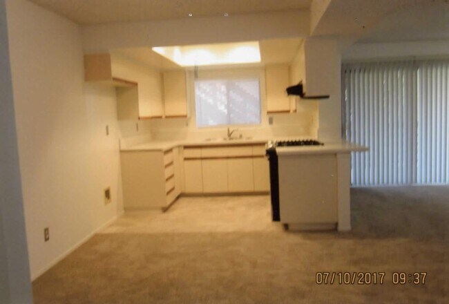 Kitchen - 16771 Moody Circle