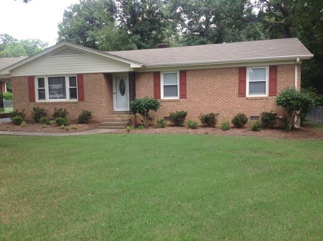 Primary Photo - 400 Crestview Dr