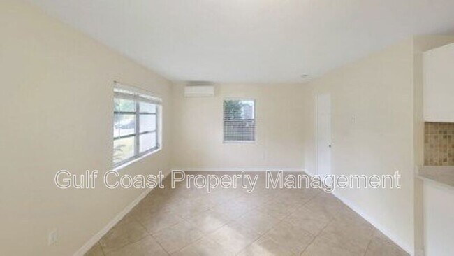 Foto del edificio - 1604 8th Ave W