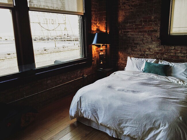 Rowan Penthouse 7 - 460 S Spring St