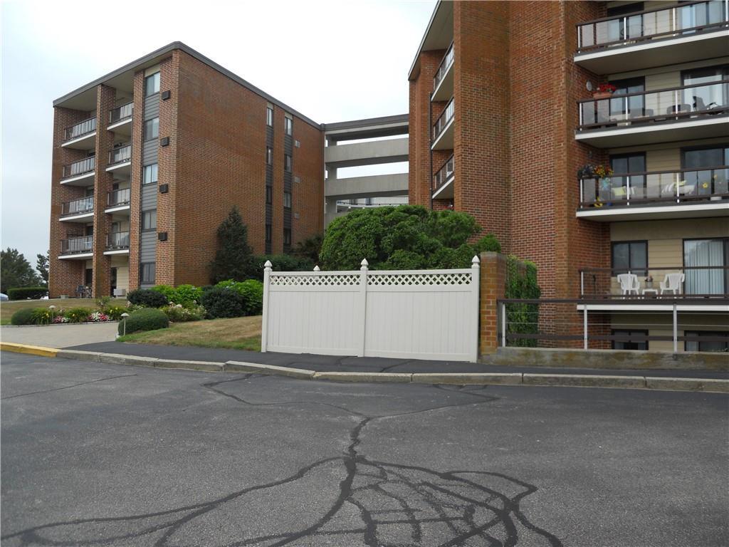 Primary Photo - 1302 Capella S