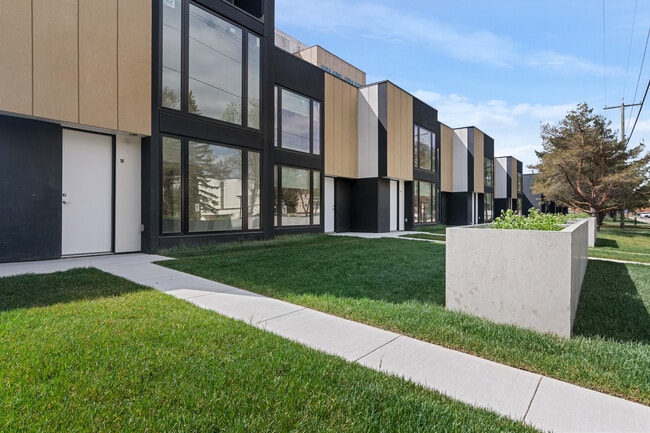 Building Photo - Inglewood Lofts