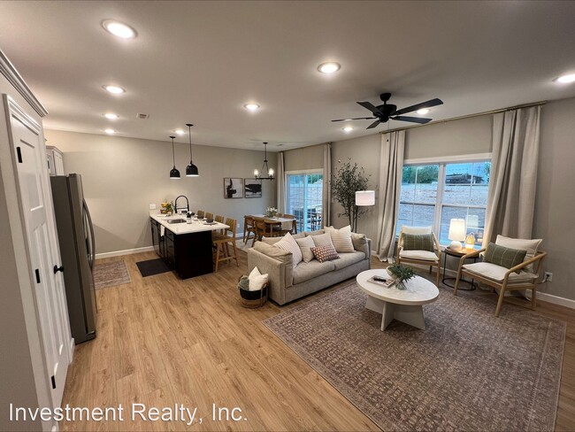 Building Photo - 3 br, 2.5 bath House - 120 Sierra Circle