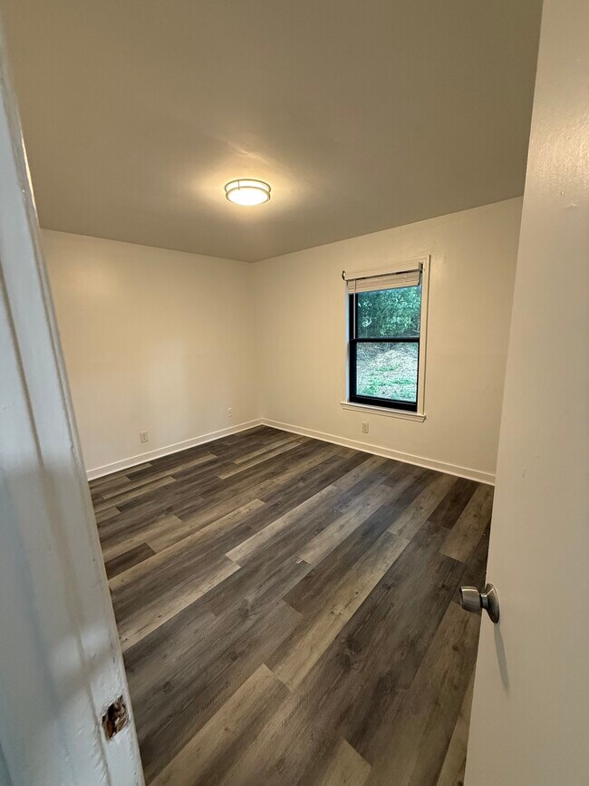 Foto del edificio - 564 Springwood Dr