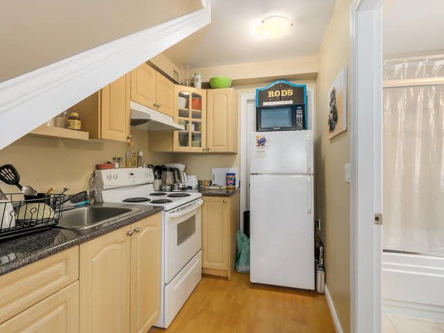 Building Photo - 2501 Mahon Av