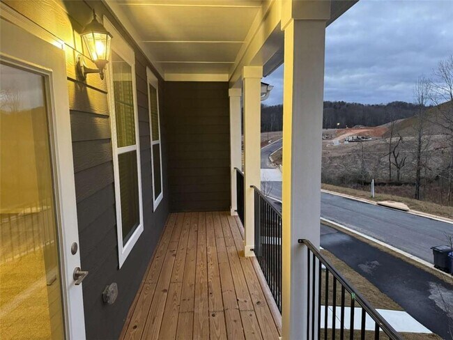 Foto del edificio - 2530 Harbor Rdg Pass