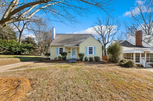 Foto del edificio - 1015 Martin St