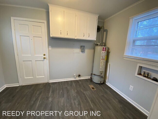 Building Photo - 3 br, 1 bath House - 110 High Street