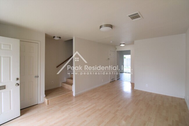Foto del edificio - Nice 3bd/3.5ba Home near UCD Med Center!