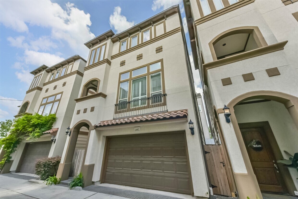 Foto principal - 6107 Stillman St