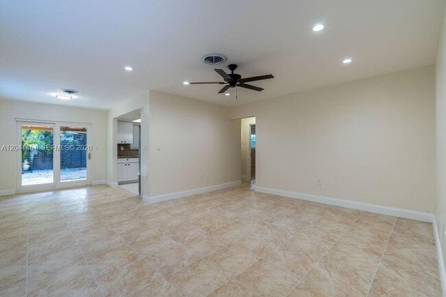 Foto del edificio - 2470 NE 182nd Terrace