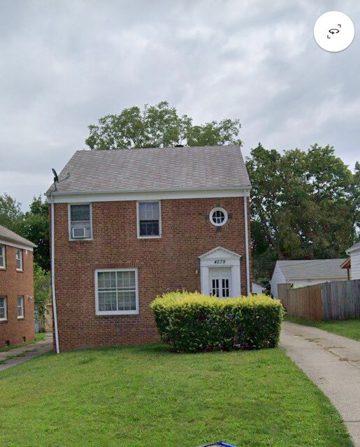 Primary Photo - 4579 Broadview Rd