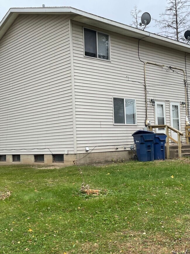 Foto del edificio - 3001 7th St N