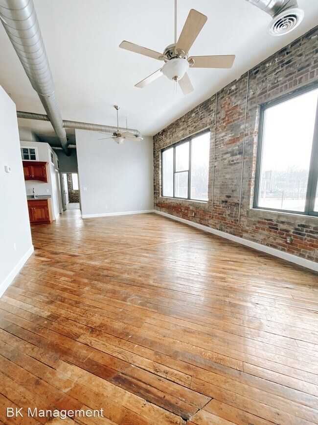 Building Photo - 2 br, 1 bath House - 423 N 3rd Street Unit B