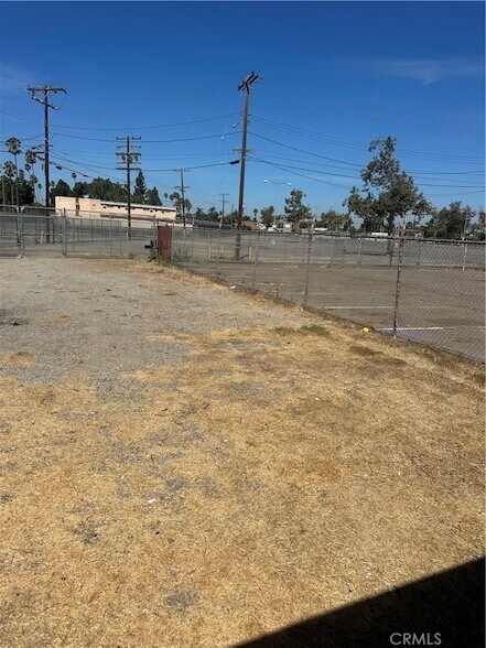 Building Photo - 1121 N Anaheim Blvd