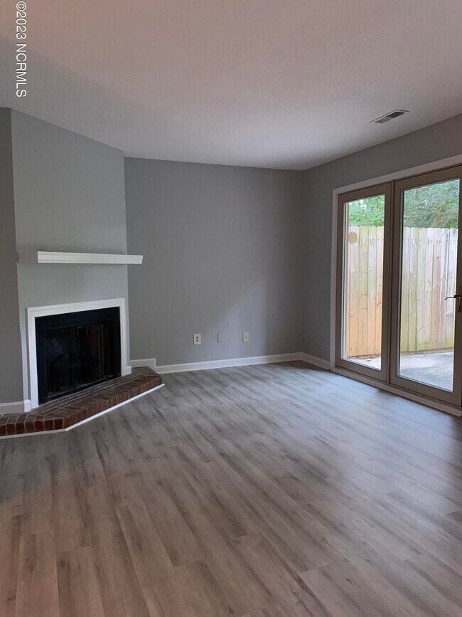 81 Quarterdeck, New Bern, NC 28562 Townhome Rentals in New Bern NC