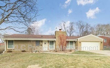 Building Photo - 7105 Sunset Terrace