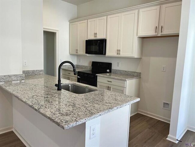 Building Photo - 28335 Merrimack Dr
