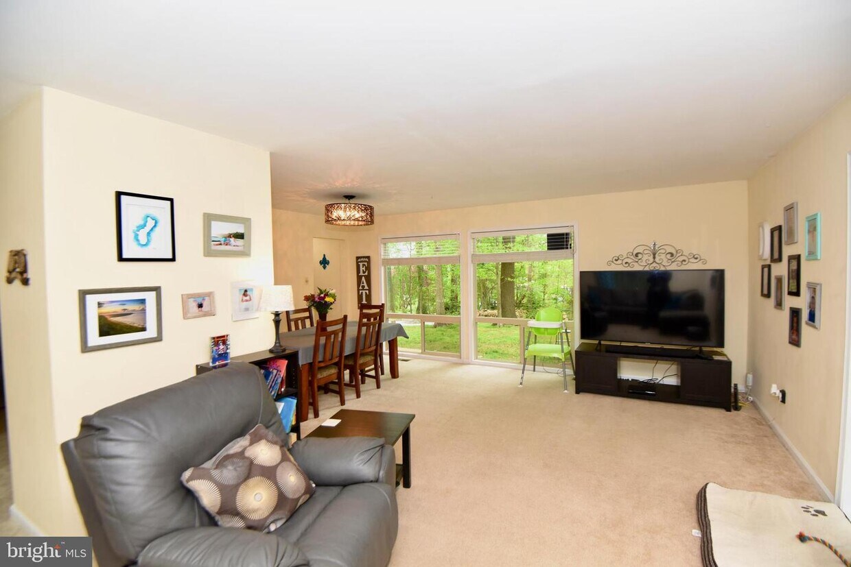 Primary Photo - 8803 Rucker Ct