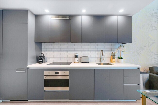 Foto del edificio - 227 NE 2nd St