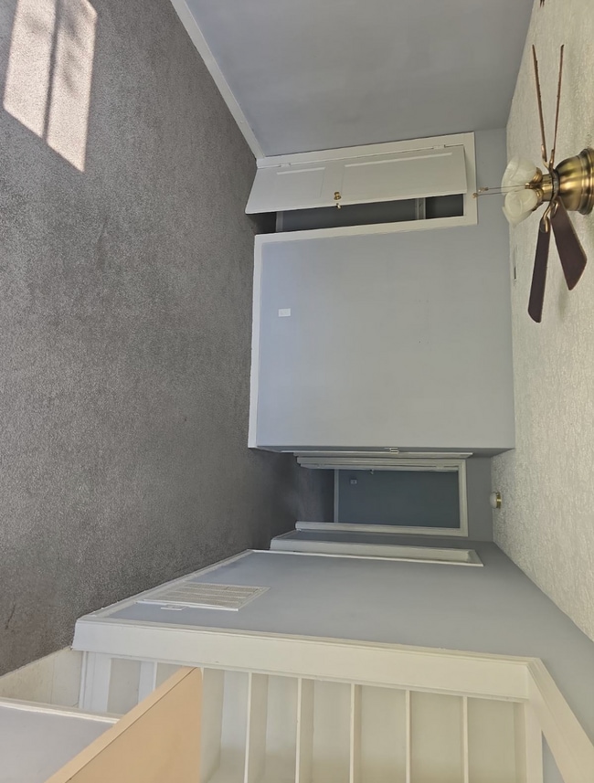 Photo - 2115 N Kenyon St House