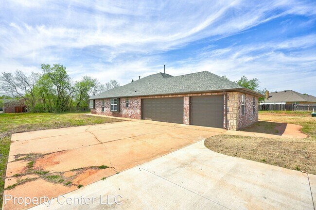 Building Photo - 3 br, 2 bath House - 117 Jennifer Ave