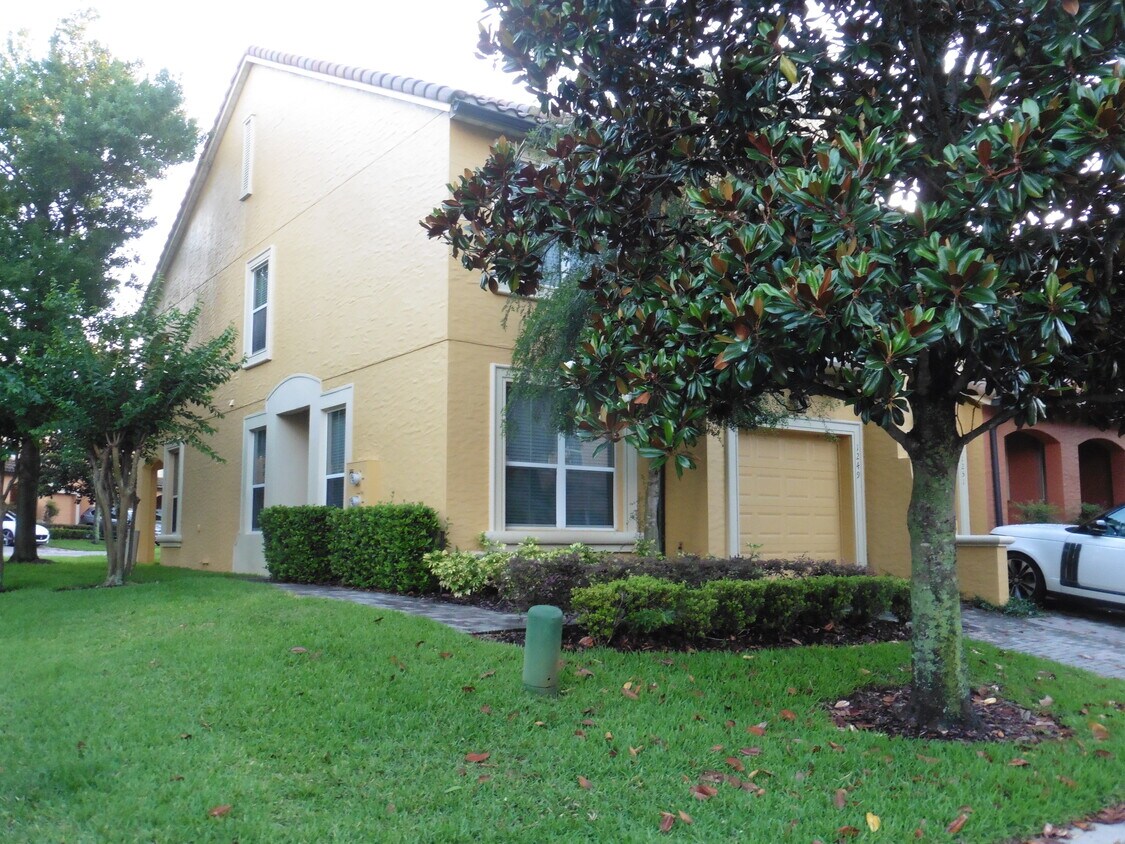 1249 Blessing St, Maitland, FL 32751 Townhouse for Rent in Maitland