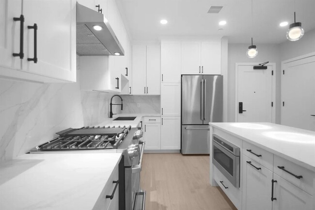 Foto del edificio - 18 Artisan Dr