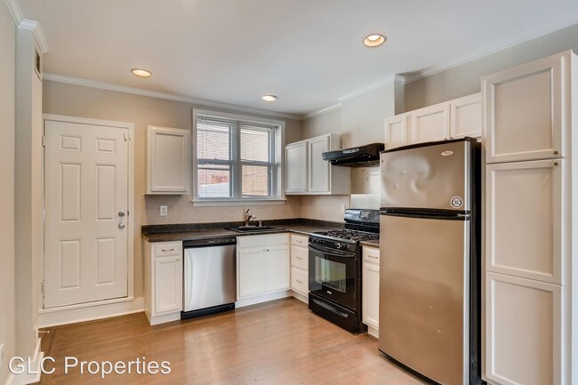 Building Photo - 2 br, 1.5 bath House - 309 S Clinton St
