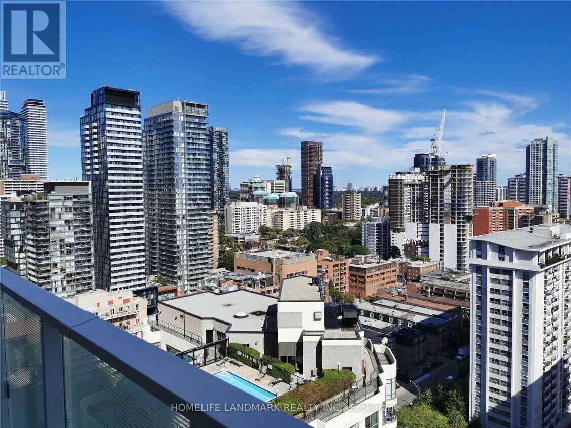 Photo principale - 501-2501 Yonge St