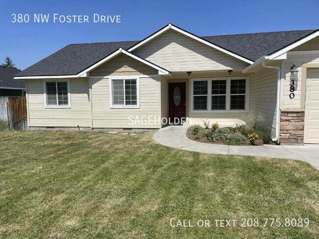 Foto del edificio - 380 NW Foster Dr