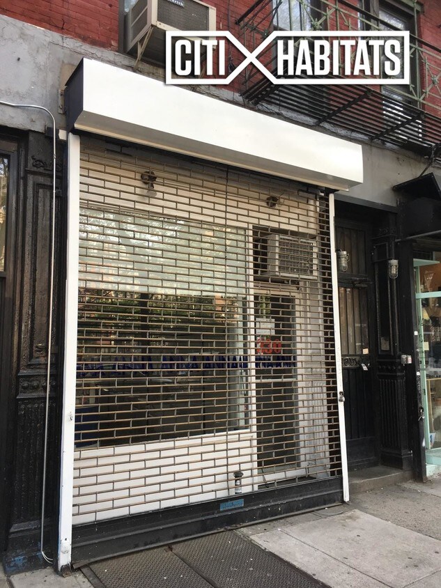 Primary Photo - 330 E 11th St