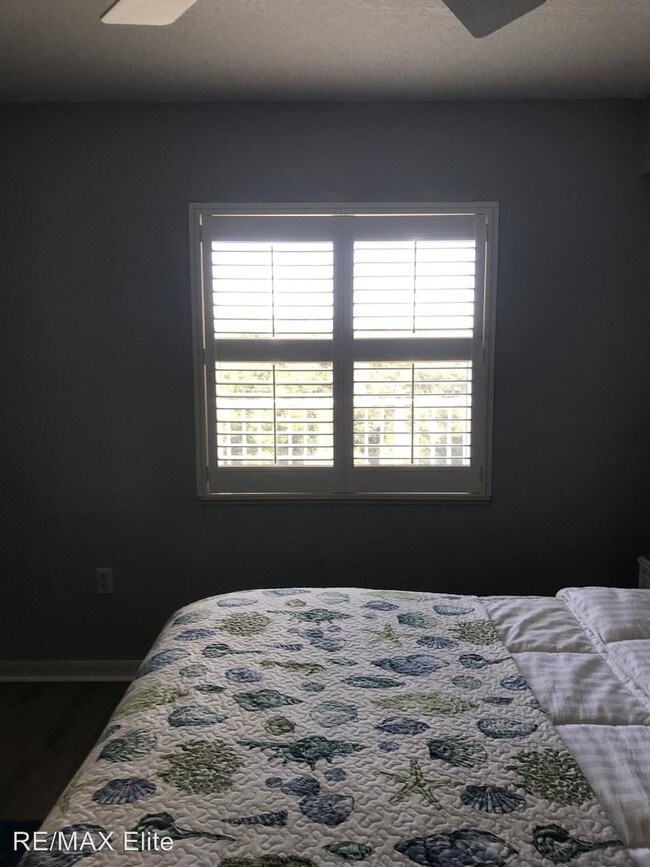 Foto del edificio - 2 br, 2 bath House - 8921 Lake Dr B402