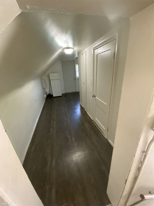 Building Photo - 1 br, 1 bath House - 3001 S Euclid Ave Apt...