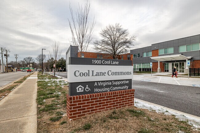 Foto del edificio - Cool Lane Commons