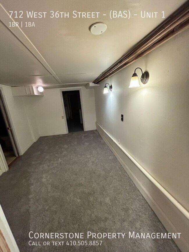 Building Photo - 712 W 36th St