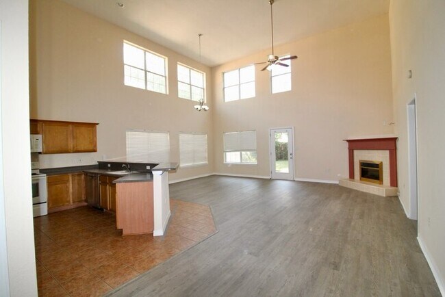 Building Photo - 551 Loblolly Bay Dr
