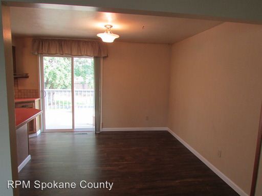 Building Photo - 13419 E Desmet Ave