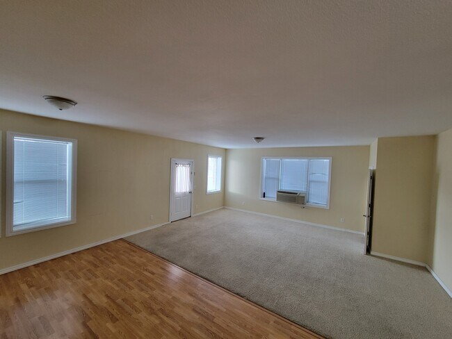 Foto del edificio - French Apartments