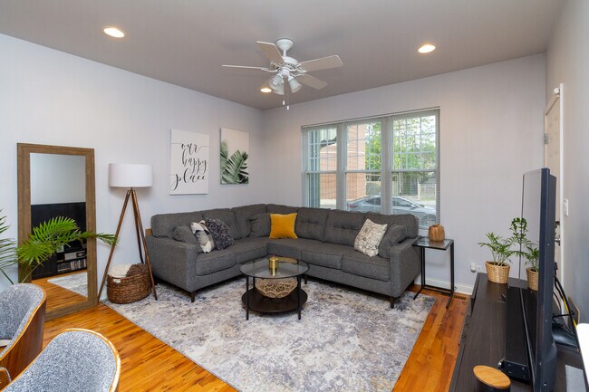 Living Room - 1946 S Canalport Ave