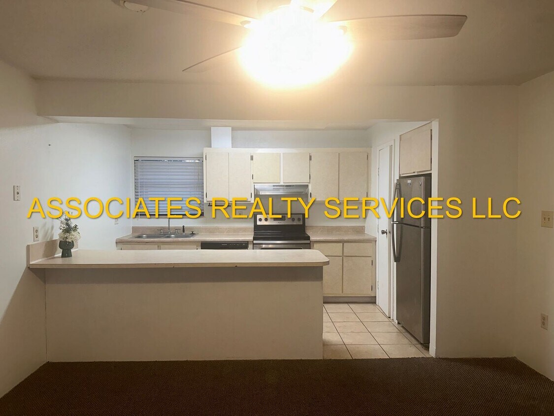 Primary Photo - LOOK!!! 2 bedroom in Brandywine with Balco...