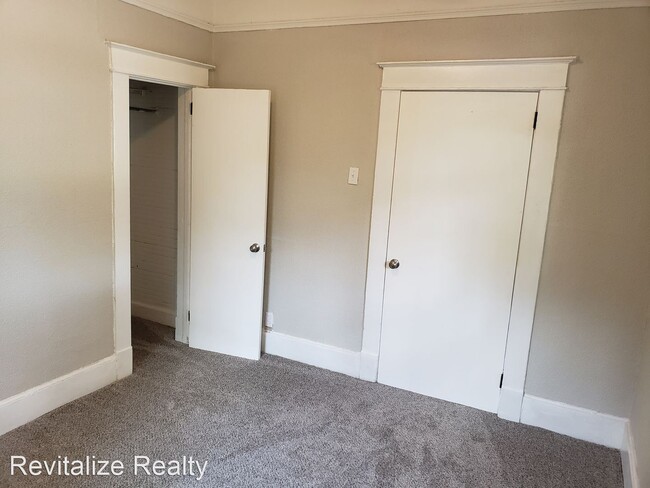 Building Photo - 3 br, 1 bath House - 610 Dauphin Island Pkwy