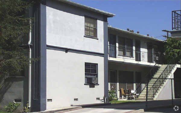 Building Photo - Loriem Apartments