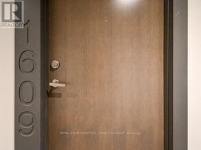 Building Photo - 15 Lower Jarvis St