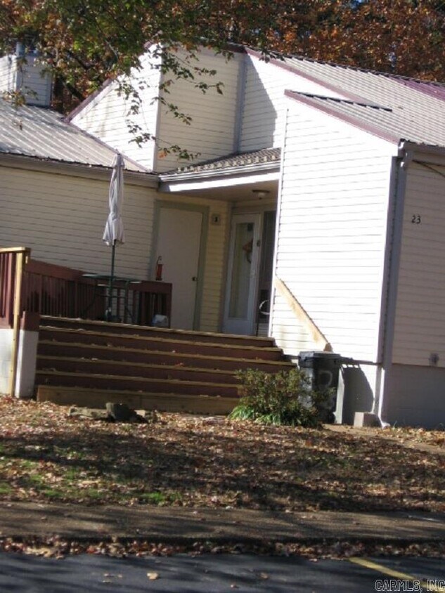 Foto del edificio - 134 Richwood Dr