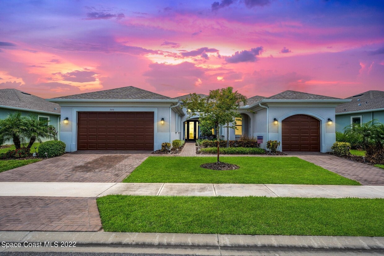 Foto principal - 2453 Chapel Bridge Ln