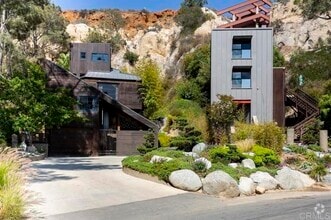 Building Photo - 13069 Via Latina